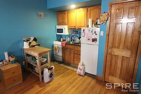 Rented by Spire Group | media 9