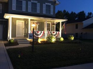 256 Honey Locust Ct, Valparaiso, IN 46385