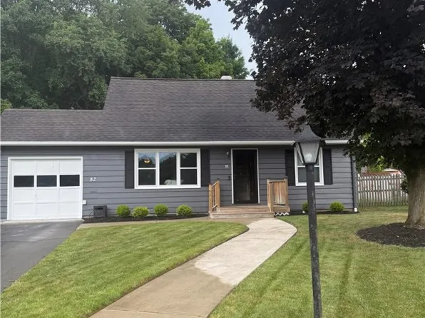 82 Winsor Cir, Elmira, NY 14905