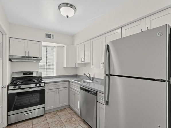 3325 Carbon St #53