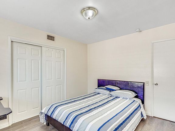 2nd image of 3208 Kelburn Ave