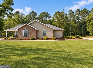 57 Brandon St, Baxley, GA 31513