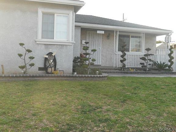 2nd image of 13319 S Catalina Ave