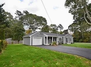 4 Crump Rd, Bourne, MA 02532