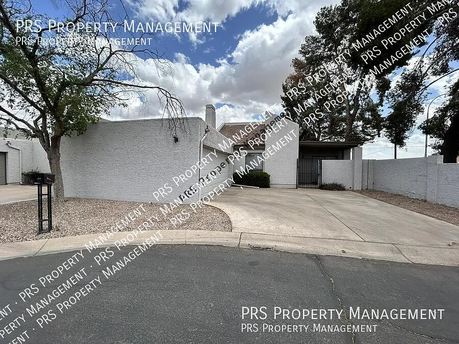 Cozy three bedroom in Tempe — Photo 2