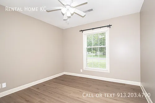 15917 W 153rd St — Photo 23