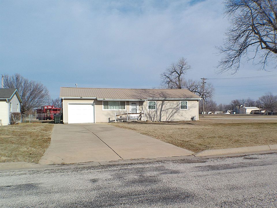 102 W Lewis St, Udall, KS 67146 Zillow