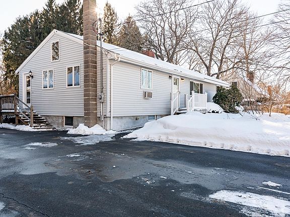 2nd image of 11 Lamson Lane