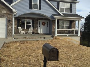 575 Oli Ali Dr, Festus, MO 63028