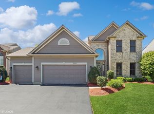 1631 Cambria Ln, Algonquin, IL 60102