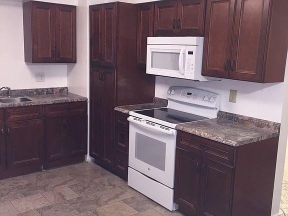 5th image of 1001 Hukill St