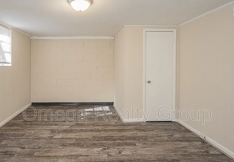 1313 Oak Ter — Photo 44