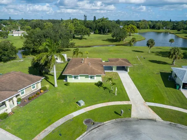 315 NE Brasher Court, Port St Lucie, FL 34983