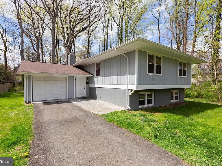 4106 Lamarre Dr — Photo 3