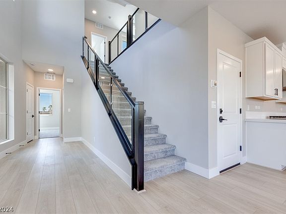 4th image of 6319 Redstone Hills Dr