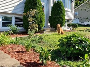 5 Martha Ln, Lawrence, MA 01843