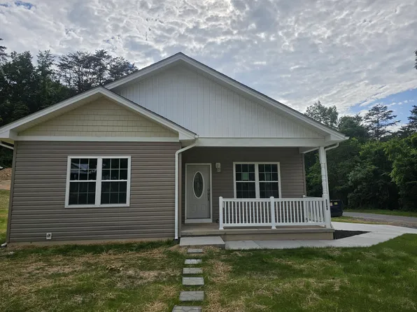 3265 Catalpa Ave, Buena Vista, VA 24416