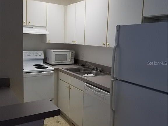 3rd image of 10422 White Lake Ct #10422