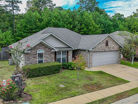 4th image of 5110 Blackstone Ln
