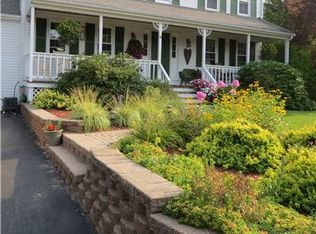 61 Kathy Ln, Attleboro, MA 02703
