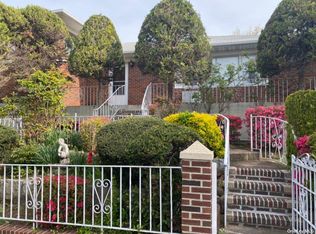 2040 Francis Lewis Blvd, Whitestone, NY 11357