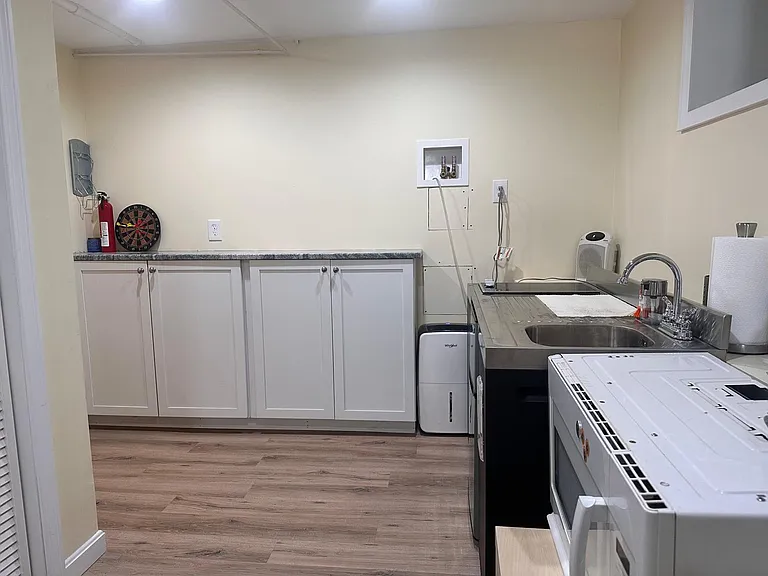 48 Forest St #2 — Photo 8