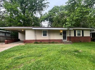 3084 Oak Forest Dr, Jackson, MS 39212