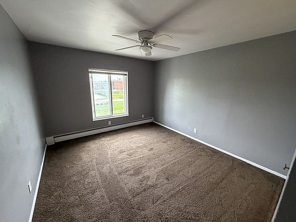 5th image of 3151 Northwood Ave APT 23