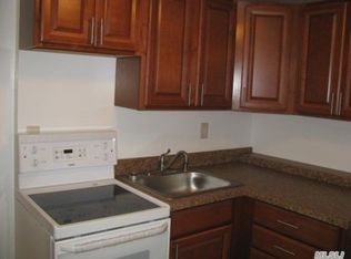 227 Plitt Ave, Farmingdale, NY 11735