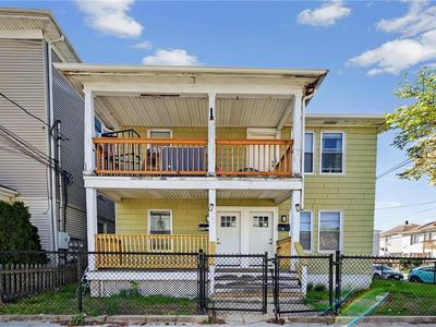 103 Valley St, Central Falls, RI, 02863