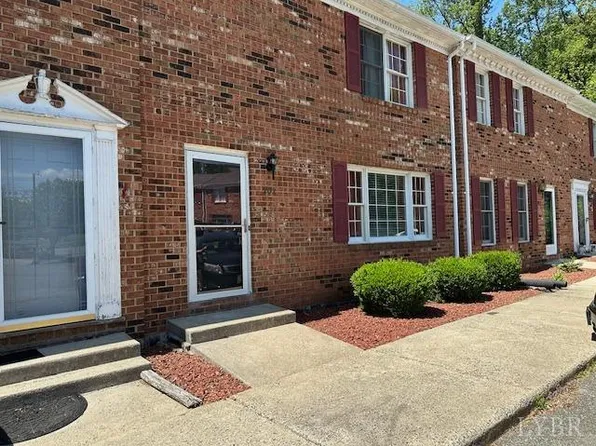 202 Rustwood Ct, Rustburg, VA 24588