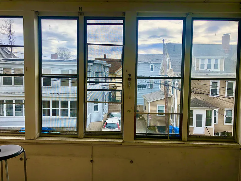 10 Underwood Park — Photo 16