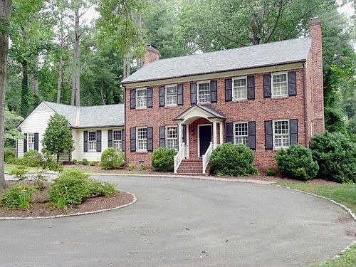 1st image of 108 Woodhall Dr