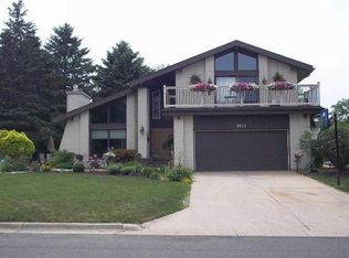 2633 20th Ave, Monroe, WI 53566