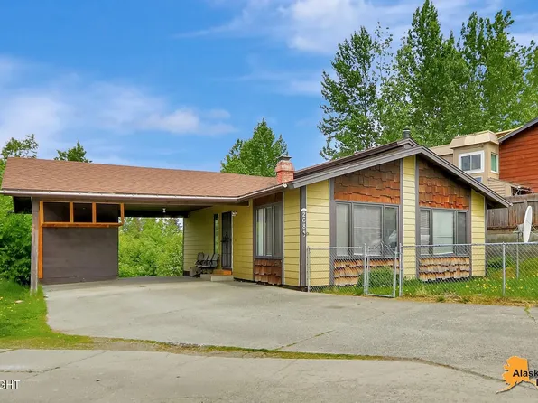 268 Fireoved Dr, Anchorage, AK 99508