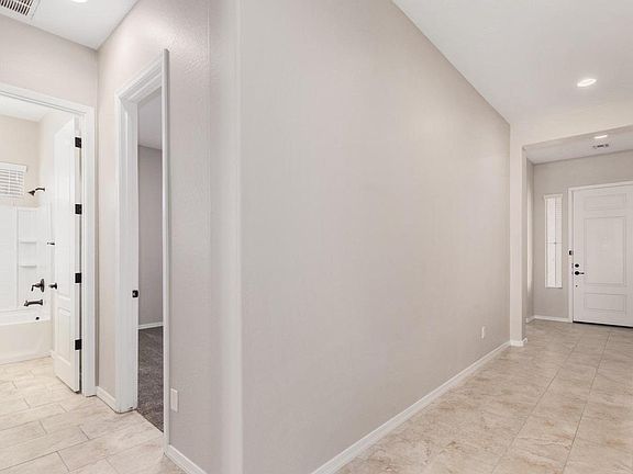 3rd image of 9324 W Meadowbrook Ave