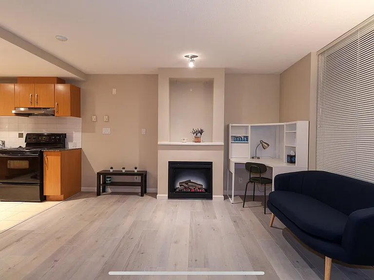 9288 University Cres #3 — Photo 5