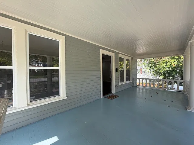 5 bed, 2630 sqft, $2,500 — Photo 3