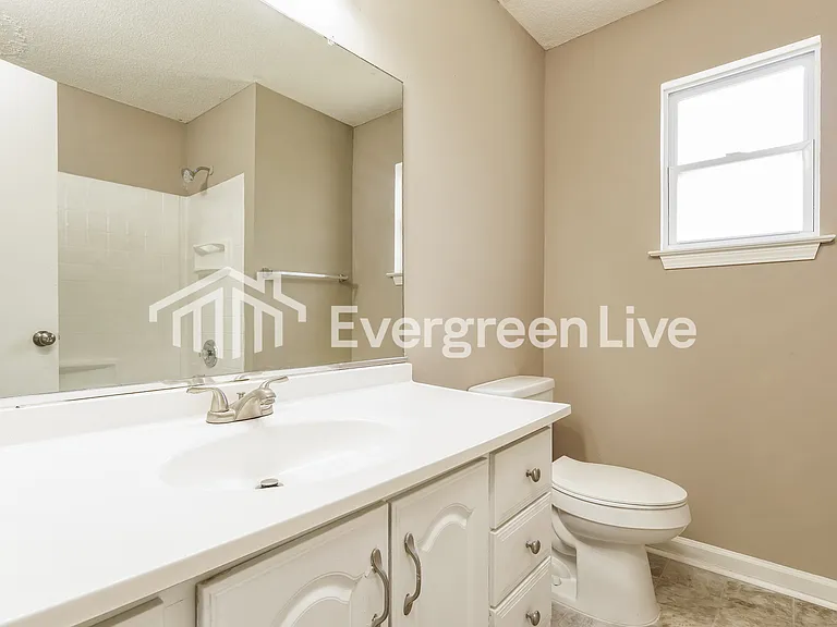 1151 Weston St — Photo 14