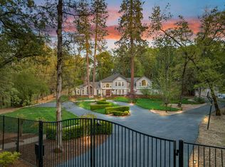 13088 Peninsula Dr, Auburn, CA 95602