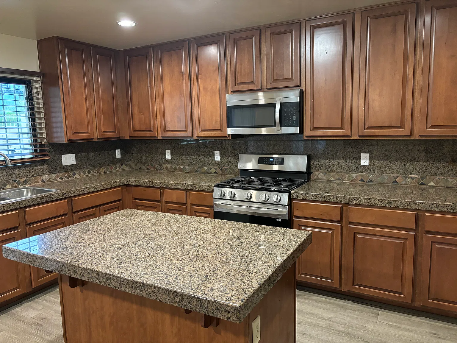 4923 S Celta Vigo Ct — Photo 2