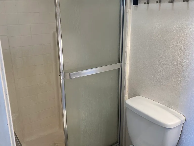 646 Nebraska Ave #8 — Photo 9