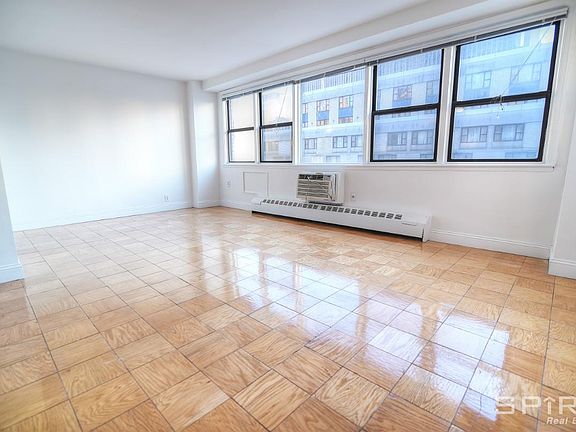 4th image of 435 W 57th St APT 16H