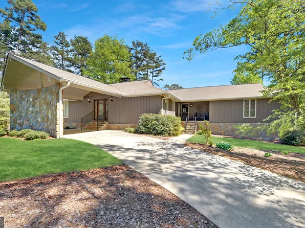 850 Long Rd, Toccoa, GA 30577