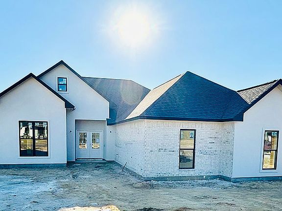 3rd image of 400 Bella Vista Dr