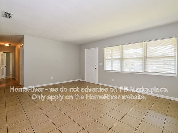 3rd image of 121 Longfellow Rd
