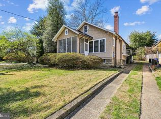 5511 Alta Vista Rd, Bethesda, MD 20814