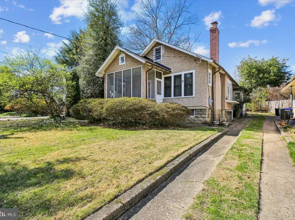 5511 Alta Vista Rd, Bethesda, MD 20814