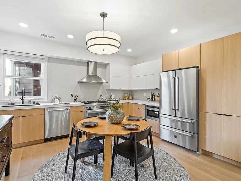 437 Vermont St #437 — Photo 5
