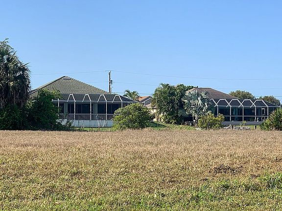 2nd image of 2704 NW 10th St